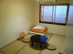 Guesthouse Caminoro Osaka 2*,  Japan